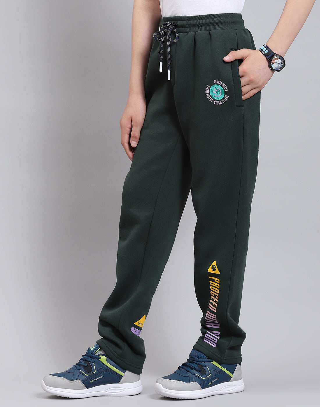 Boys Green Printed Regular Fit Lowers