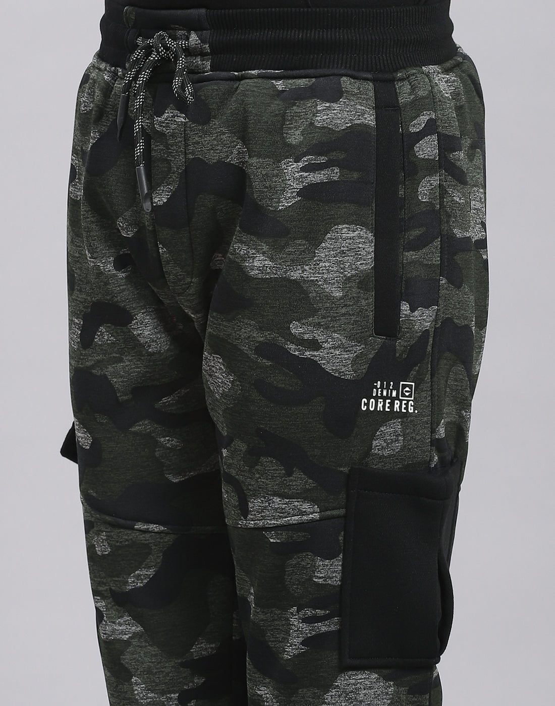 Boys Olive Printed Regular Fit Lower