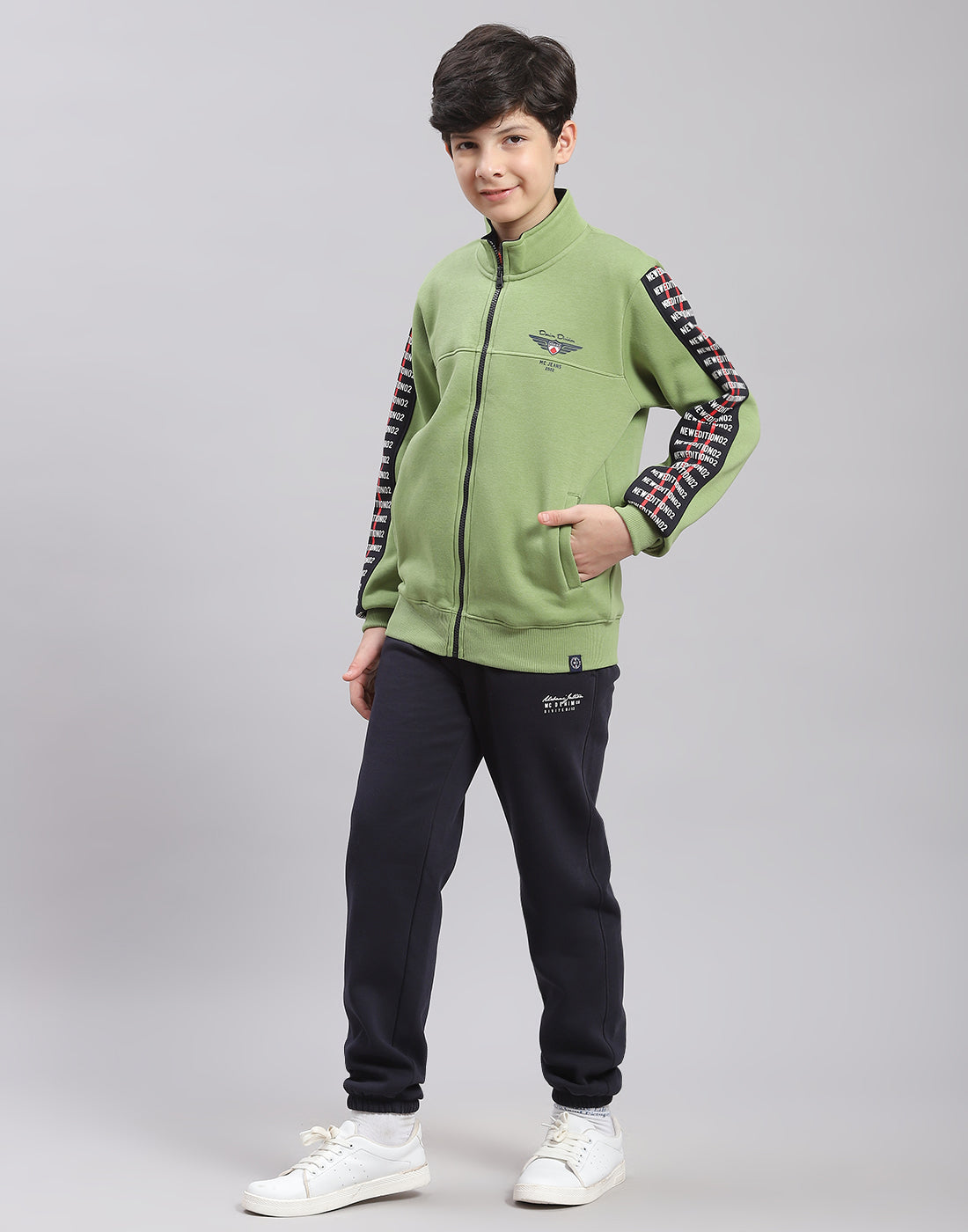 Boys Green Printed H Neck Full Sleeve Tracksuit