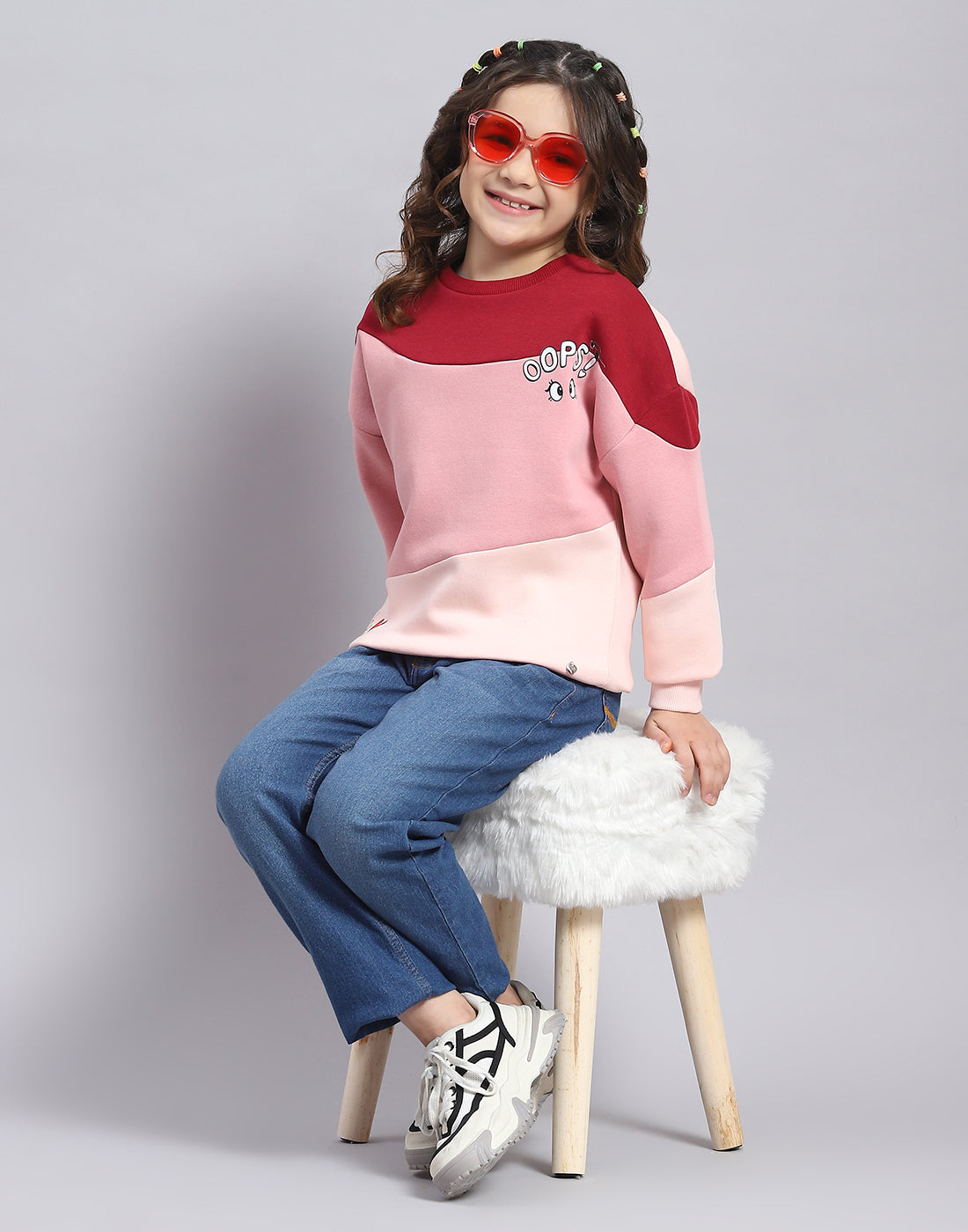 Girls Pink Printed Round Neck Full Sleeve Sweatshirt