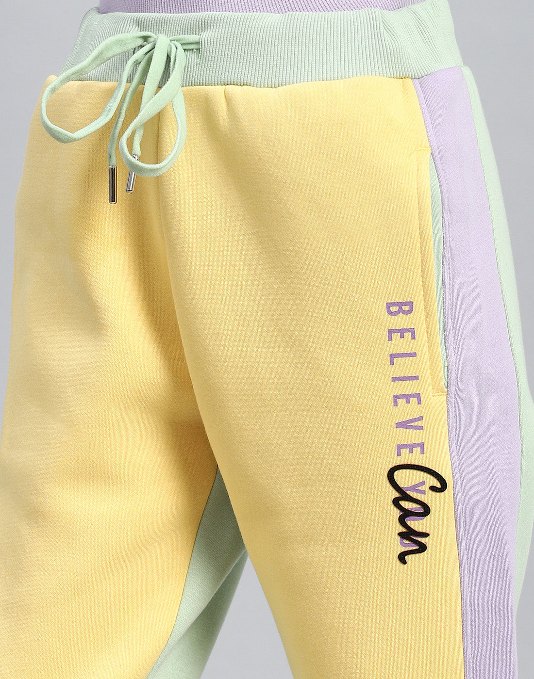 Girls Yellow Printed Hooded Full Sleeve Tracksuit