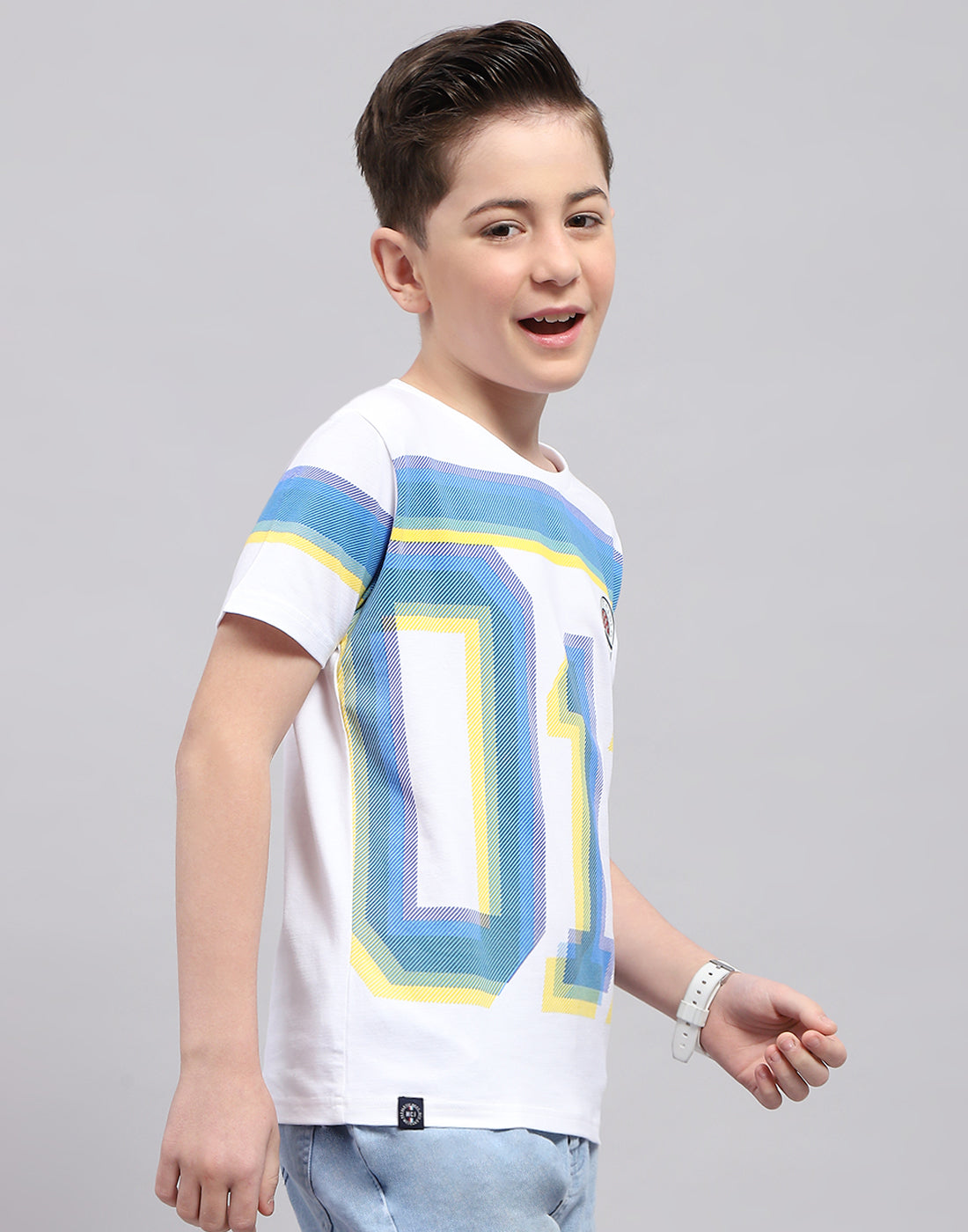 Boys White Printed Round Neck Half Sleeve T-Shirt