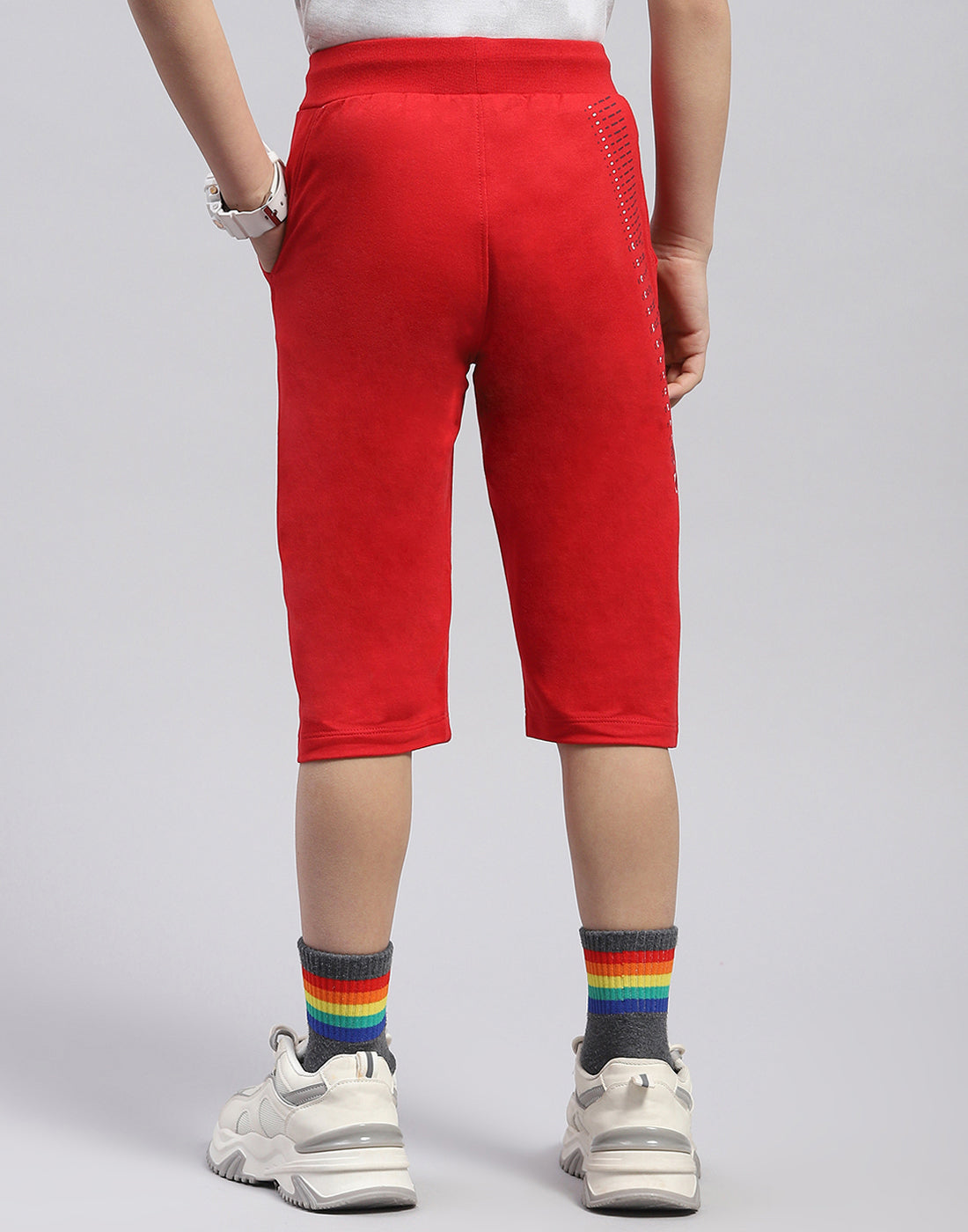 Boys Red Printed Regular Fit Capri