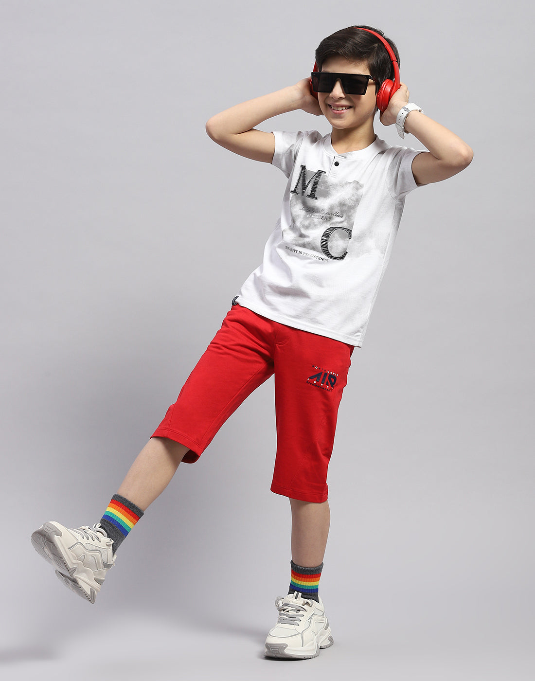 Boys Red Printed Regular Fit Capri