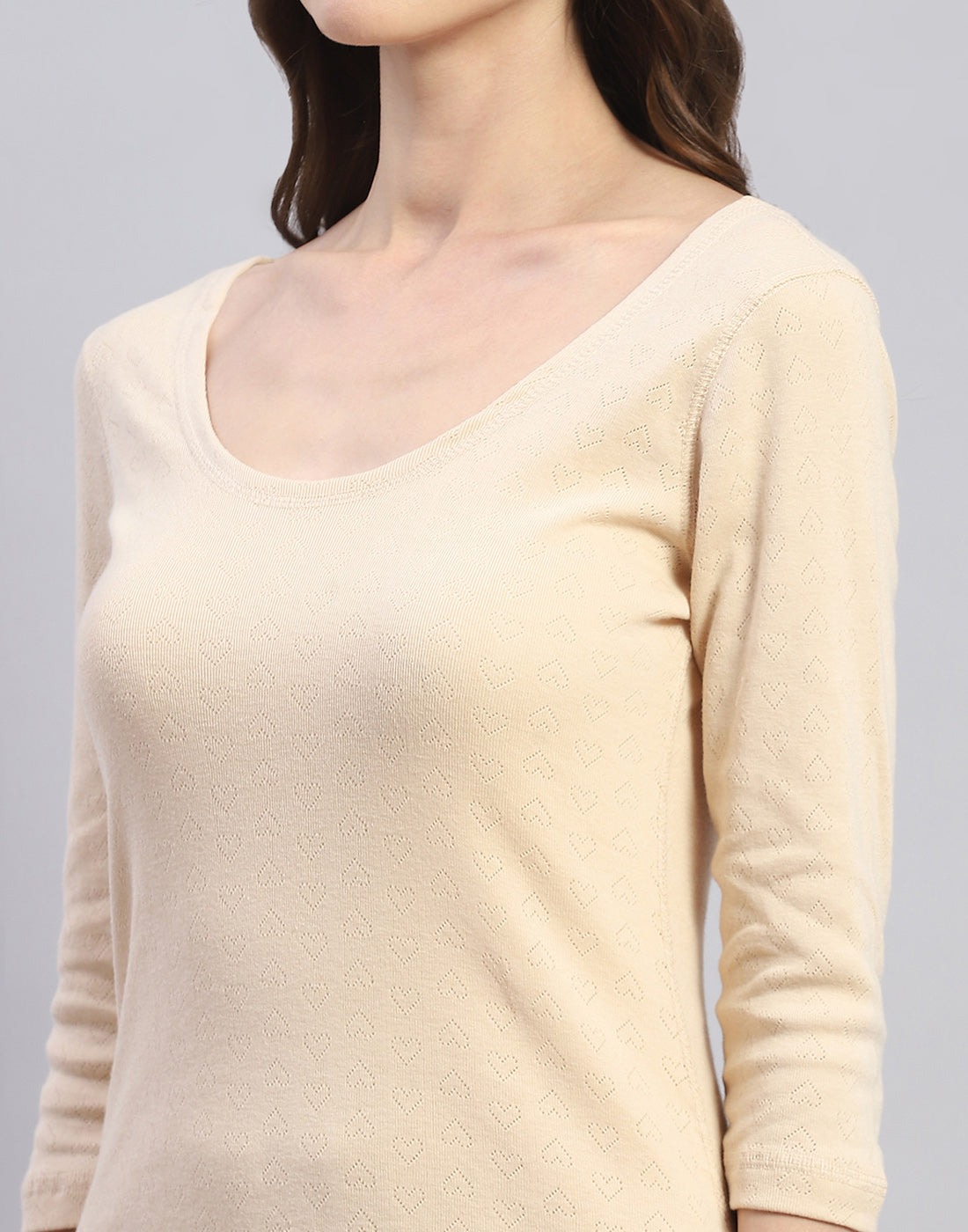 Women Beige Solid Round Neck 3/4 Sleeve Thermal Vest