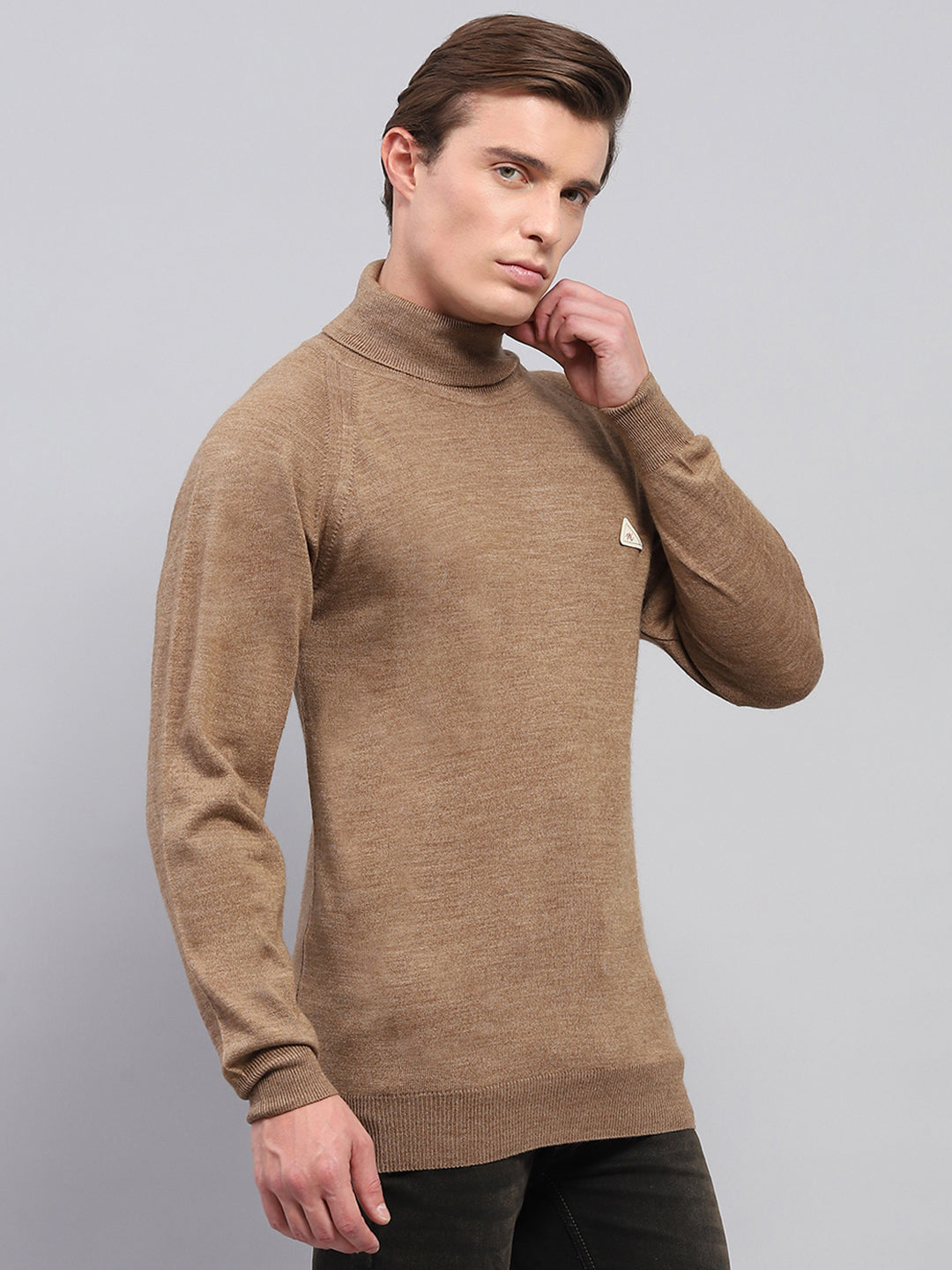 Men Brown Solid Turtle Neck Full Sleeve Pullover