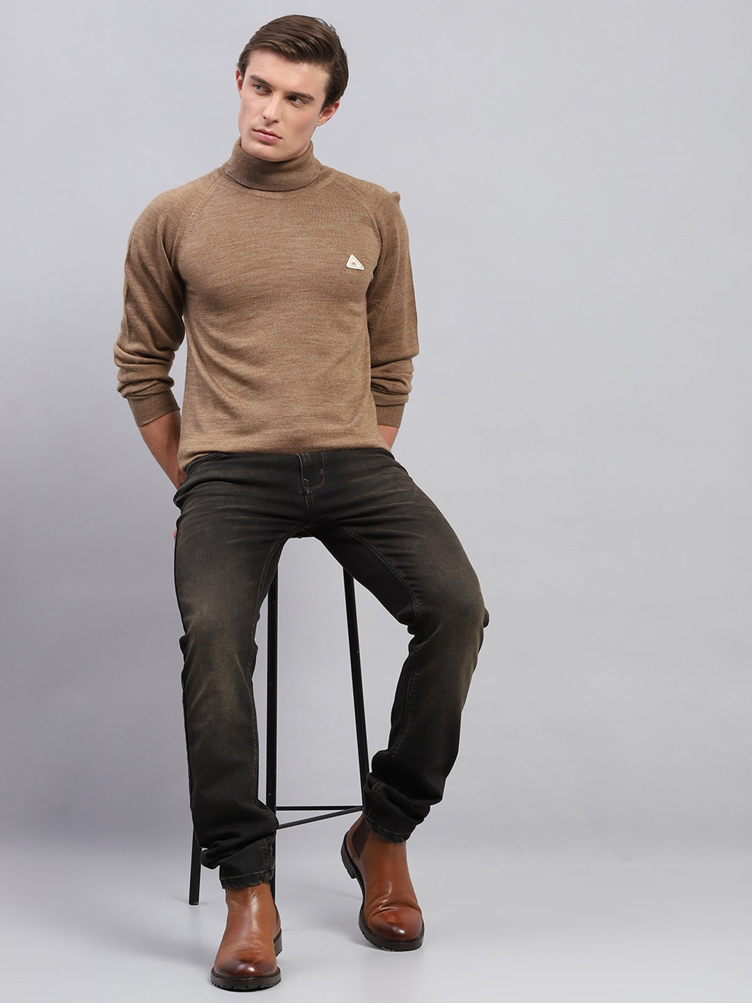 Men Brown Solid Turtle Neck Full Sleeve Pullover
