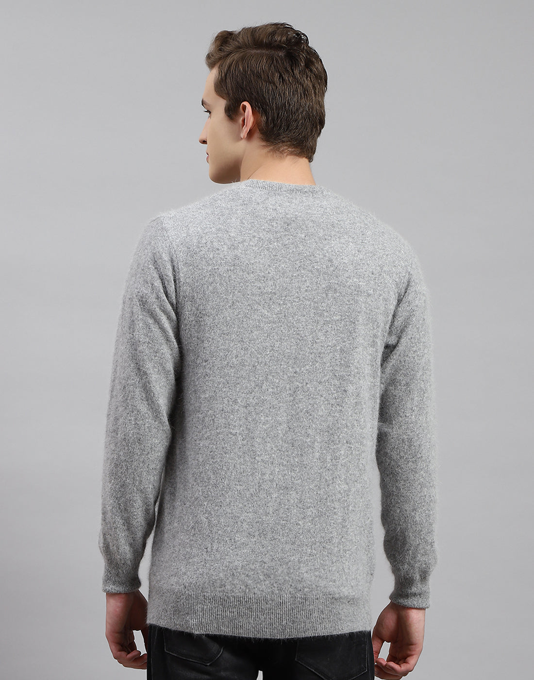 Men Grey Solid V Neck Full Sleeve Pullover