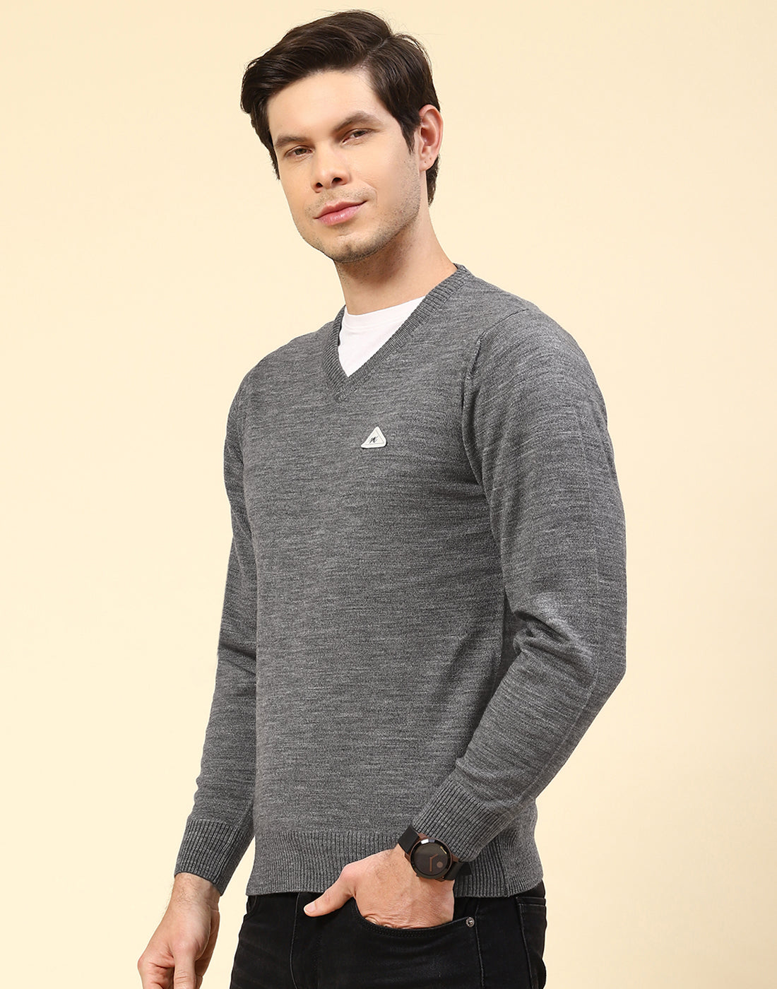 Men Grey Solid V Neck Full Sleeve Pullover