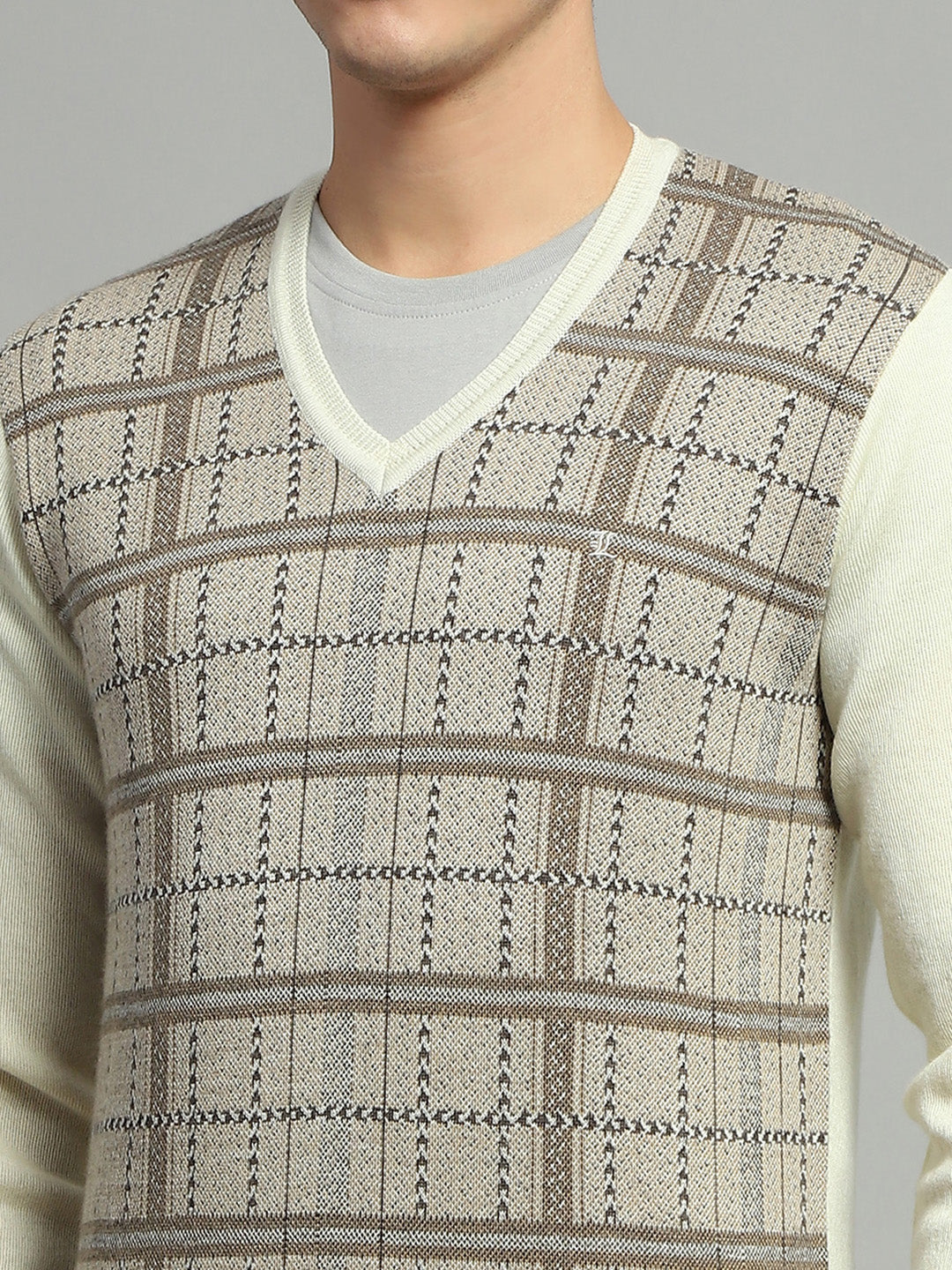 Luxuria Men Cream Check V Neck Full Sleeve Pullover