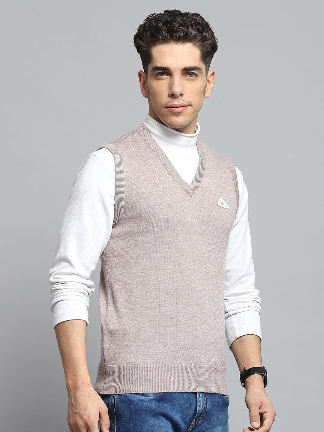 Men Beige Solid V Neck Sleeveless Sweater