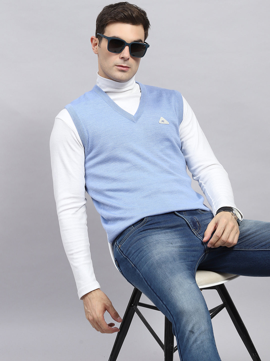 Men Sky Blue Solid V Neck Sleeveless Sweater