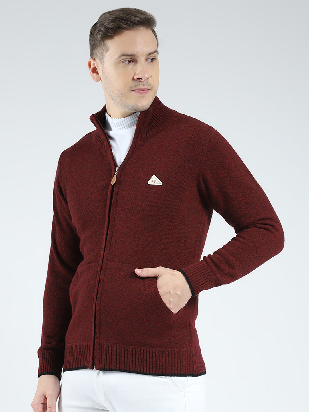 Men Maroon Solid Mock Neck Full Sleeve Pullover