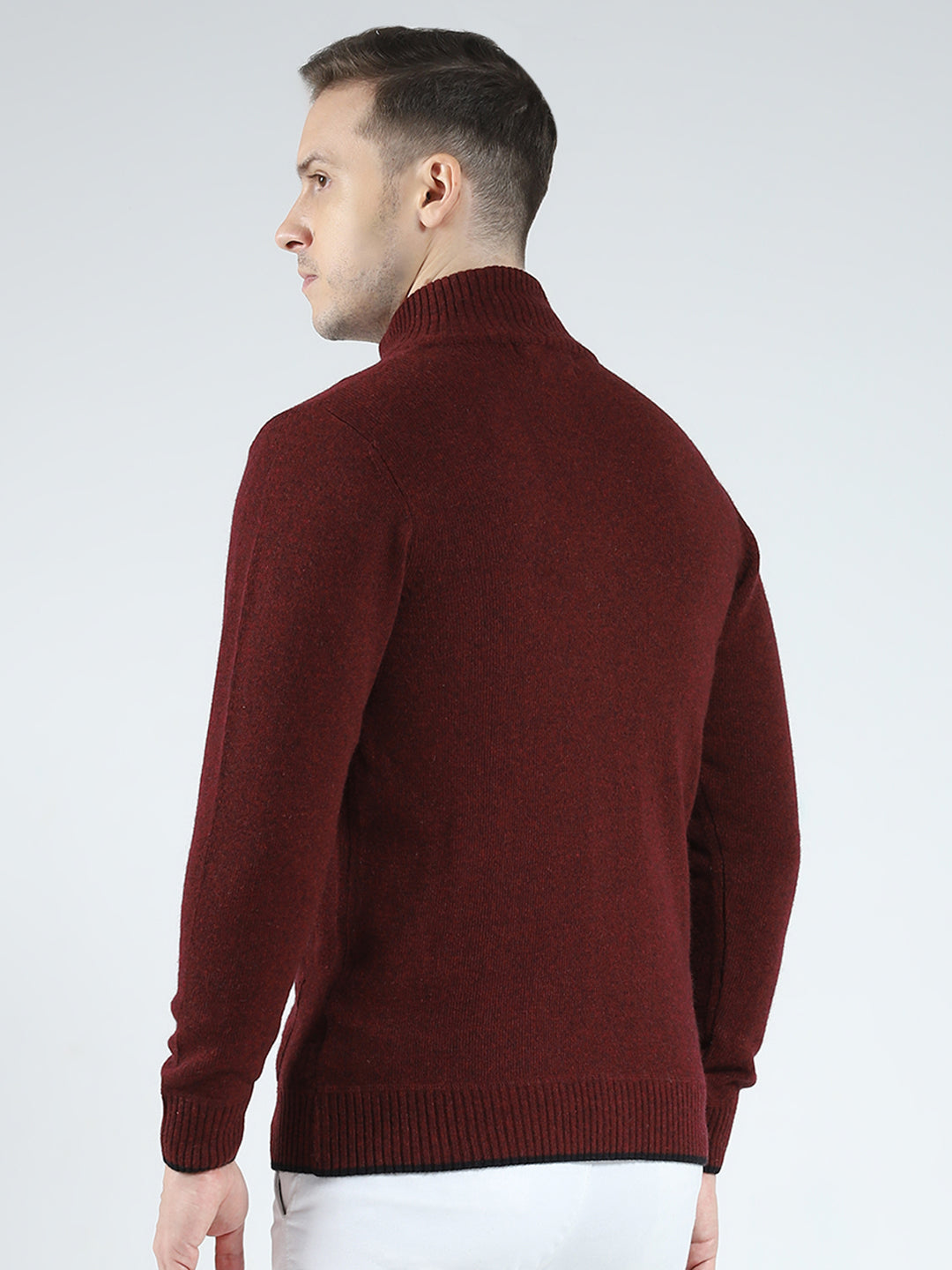 Men Maroon Solid Mock Neck Full Sleeve Pullover