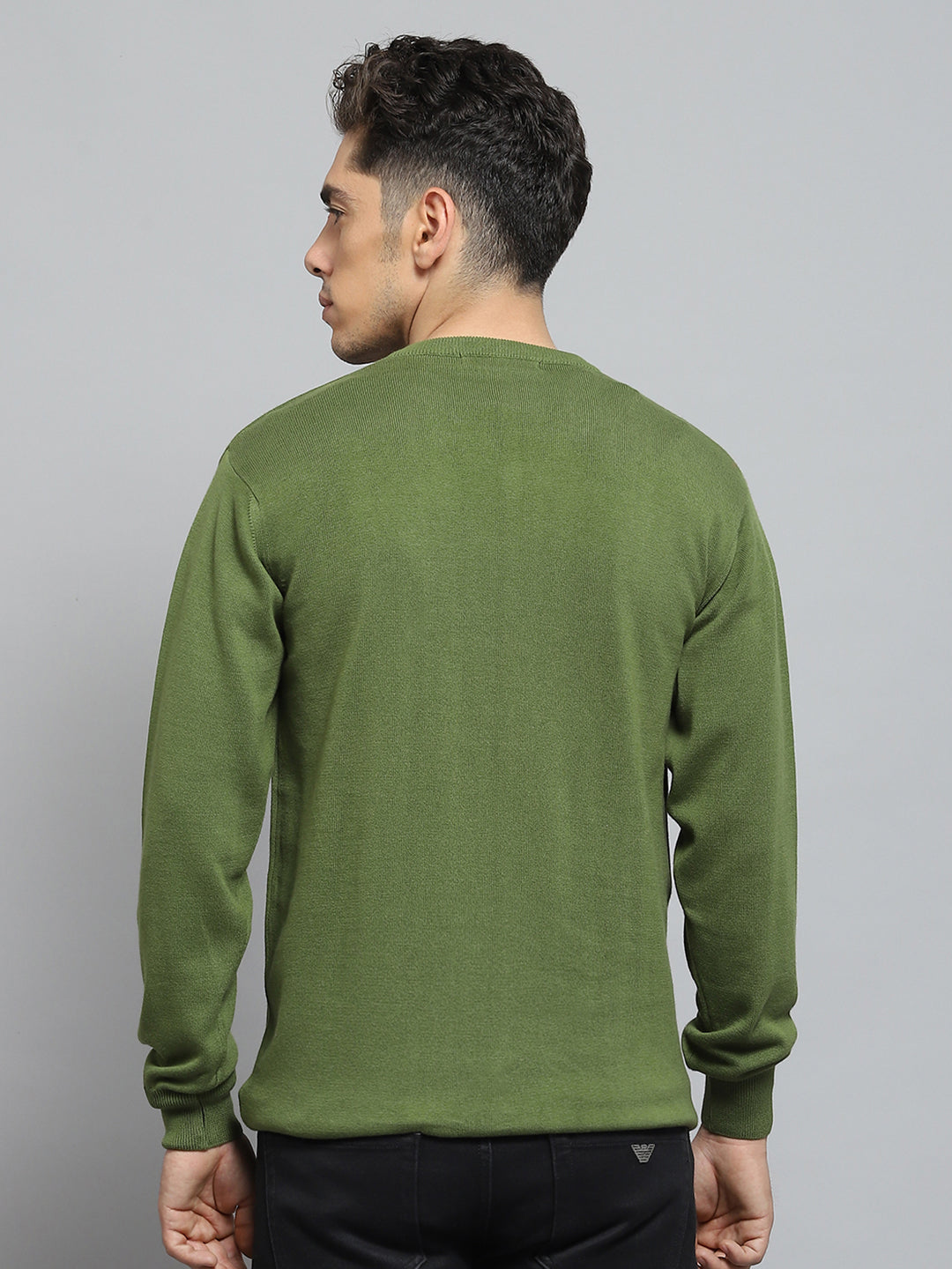 Men Green Solid V Neck Full Sleeve Pullover