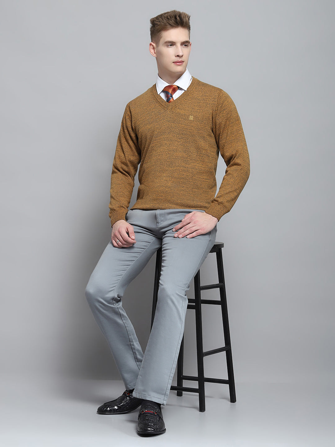 Men Yellow Solid V Neck Full Sleeve Pullover
