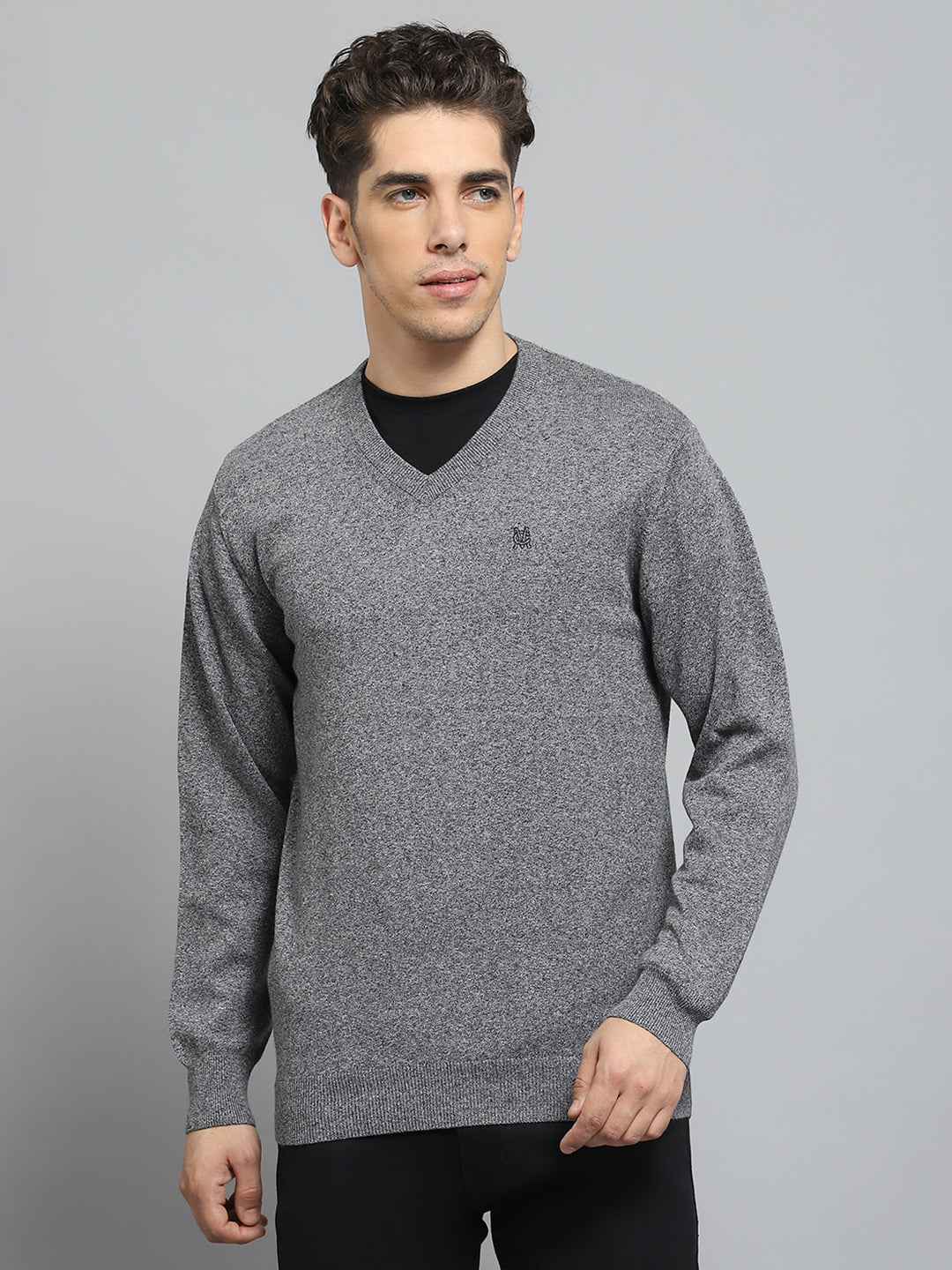 Men Grey Solid V Neck Full Sleeve Pullover