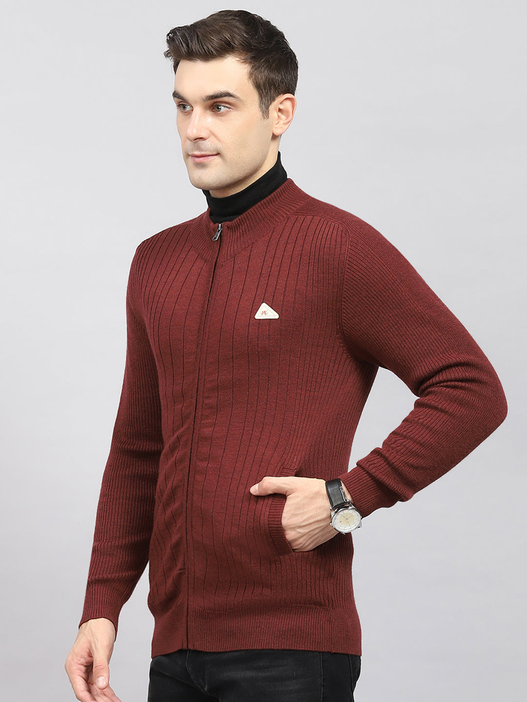 Men Maroon Solid Round Neck Full Sleeve Pullover