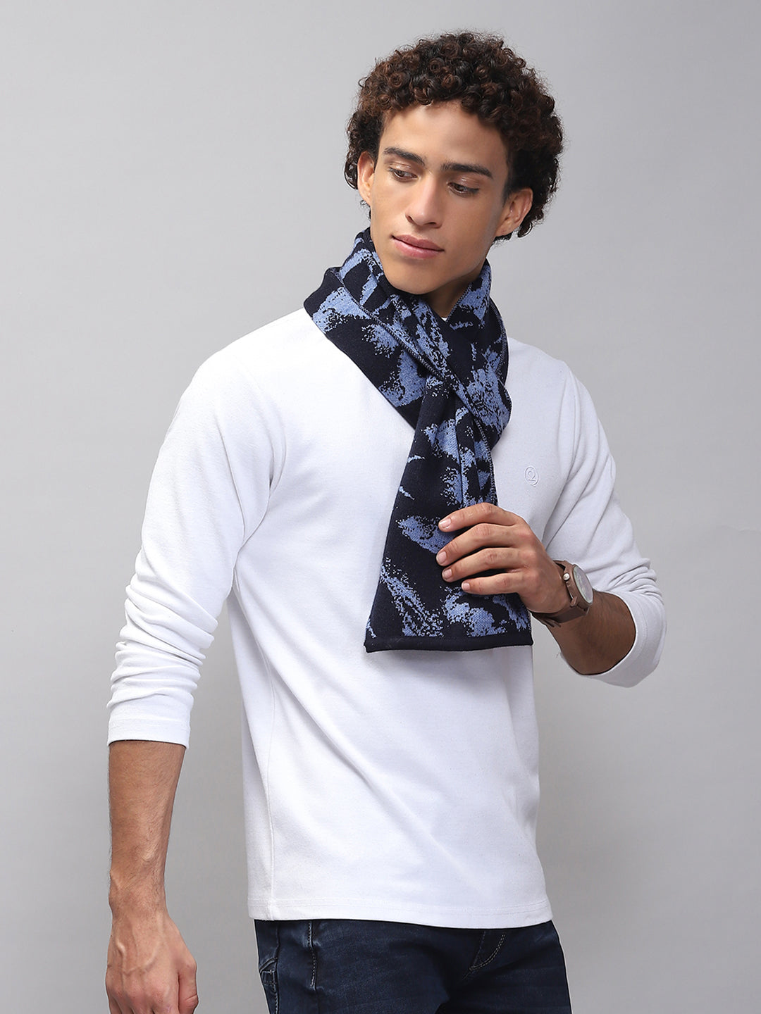 Men Navy Blue Self Design Muffler