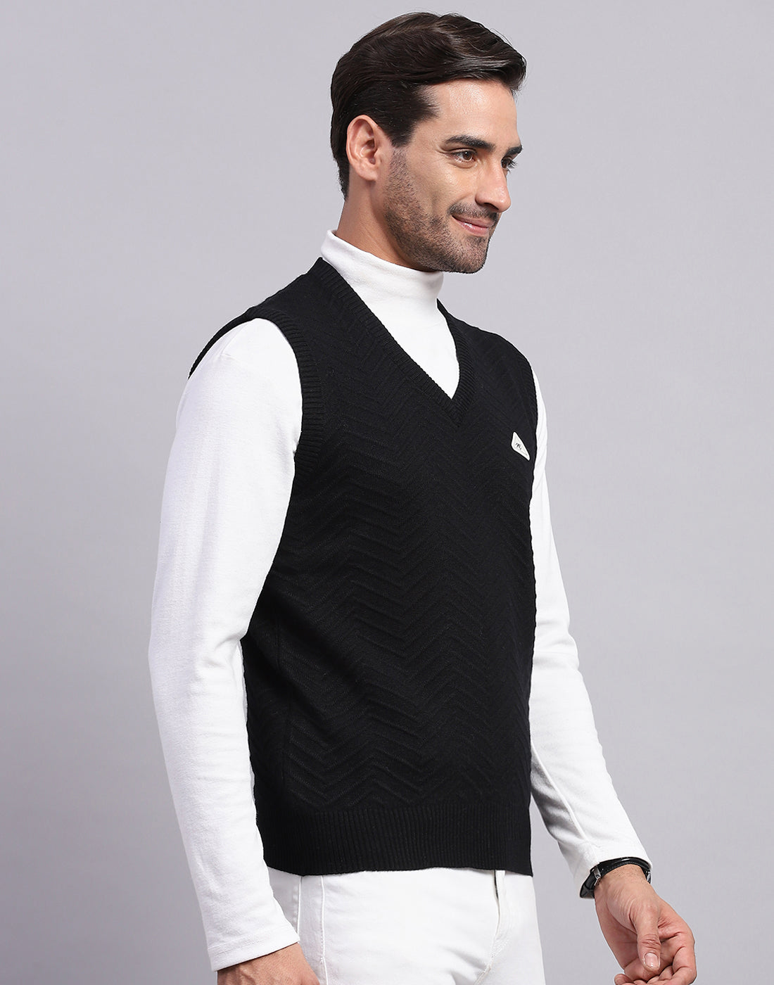 Men Black Self Design V Neck Sleeveless Sweater