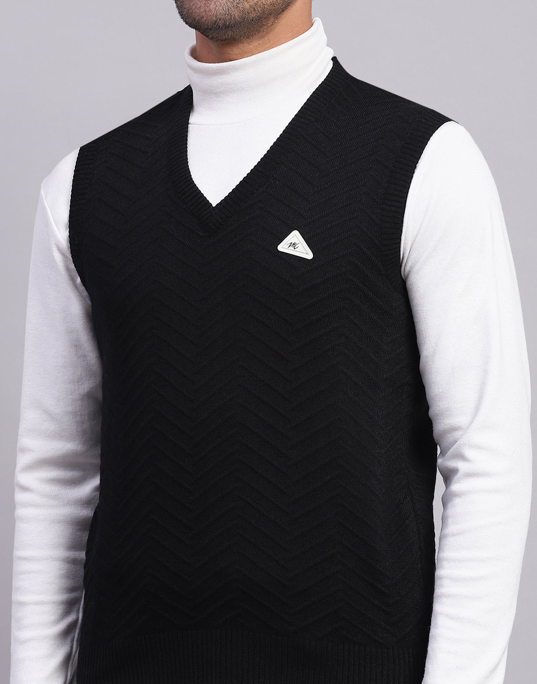 Men Black Self Design V Neck Sleeveless Sweater