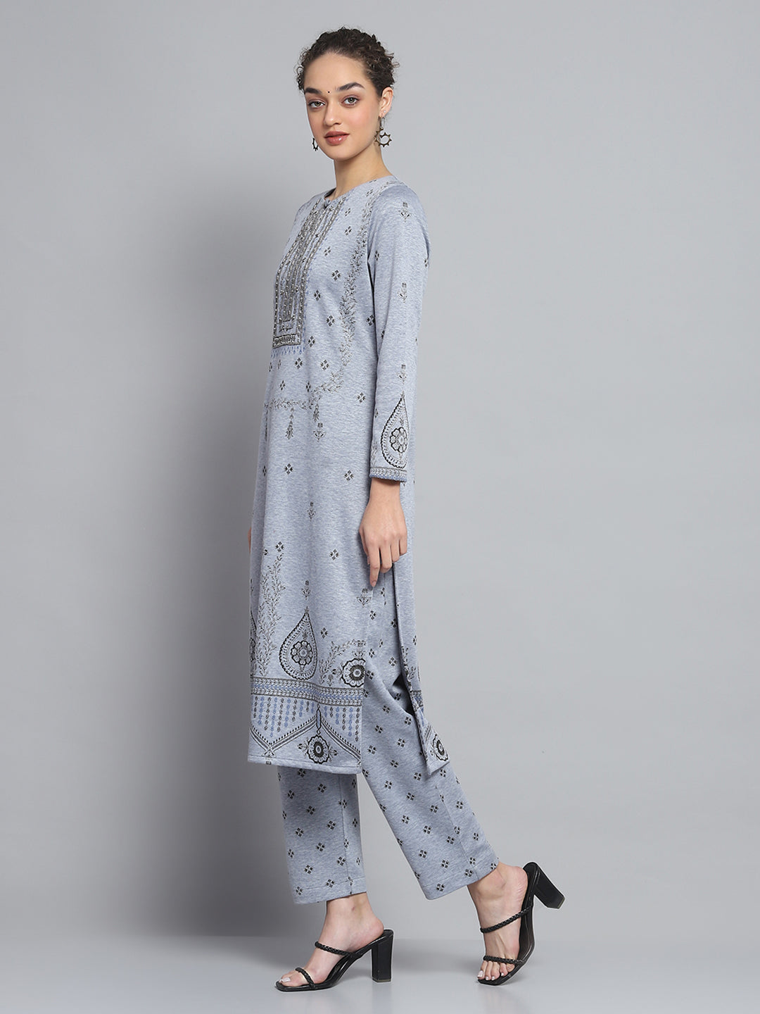 Women Blue Self Design Round Neck Full Sleeve Kurti Set for Winter