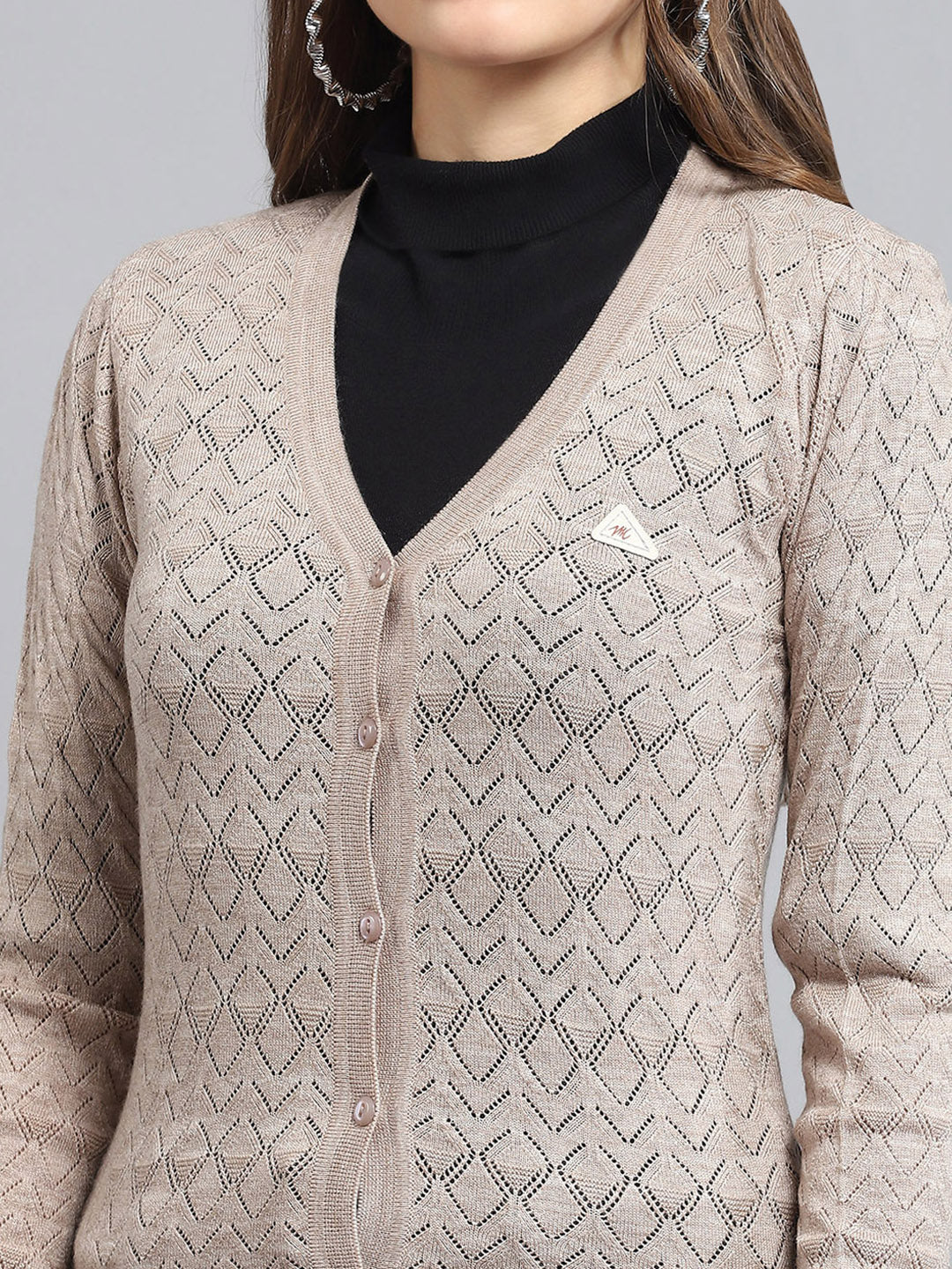 Women Beige Self Design V Neck Full Sleeve Cardigan