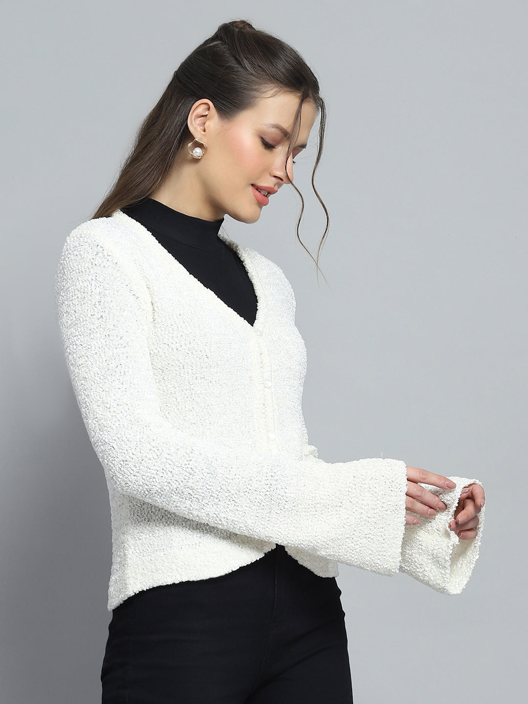 Women Off White Self Design V Neck Full Sleeve Cardigan