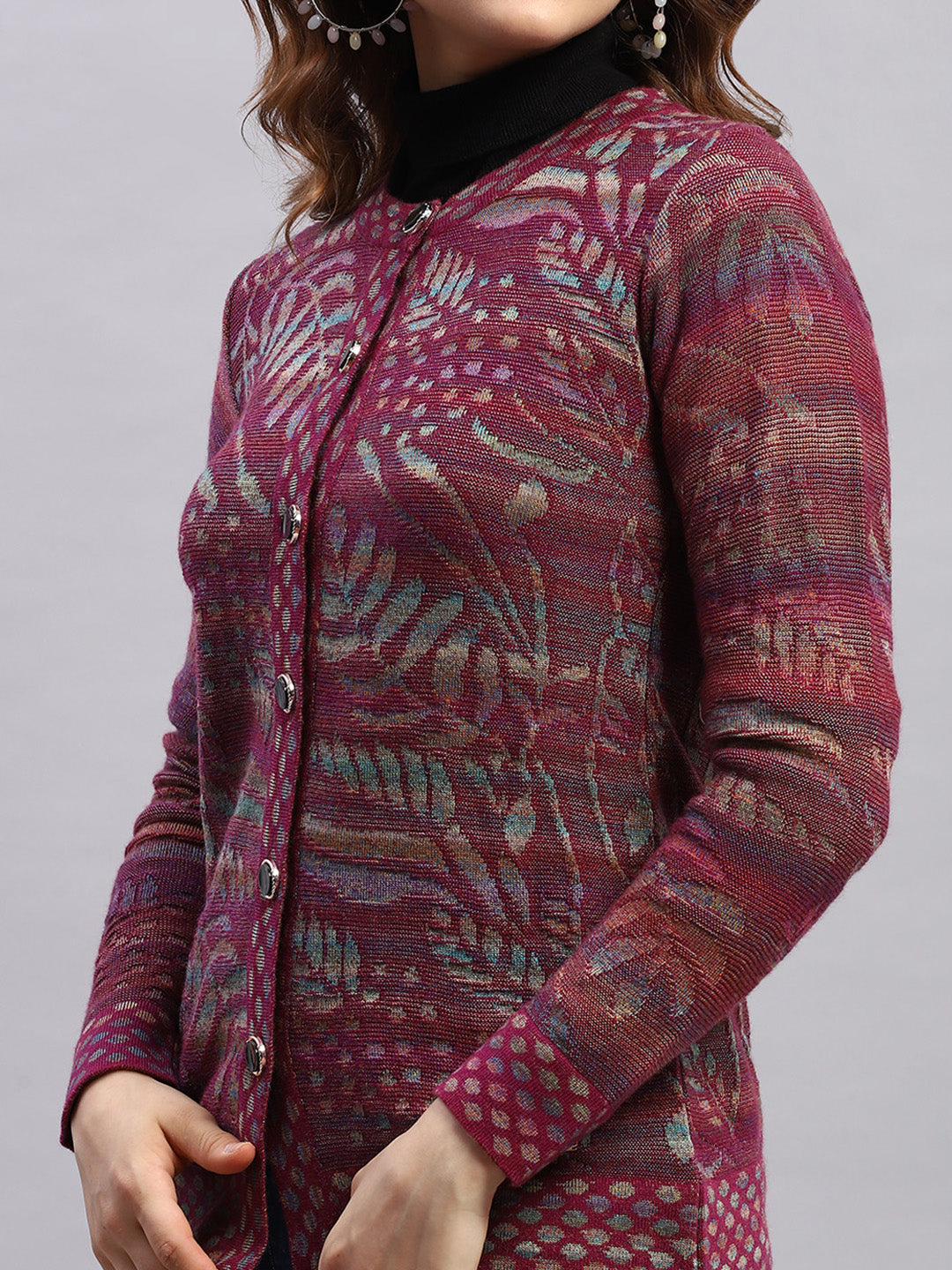 Women Magenta Self Design Round Neck Sleeveless Cardigan