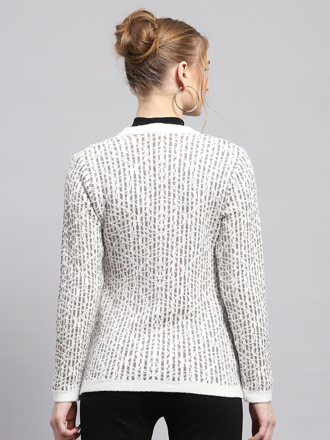 Women White Self Design V Neck Sleeveless Cardigan