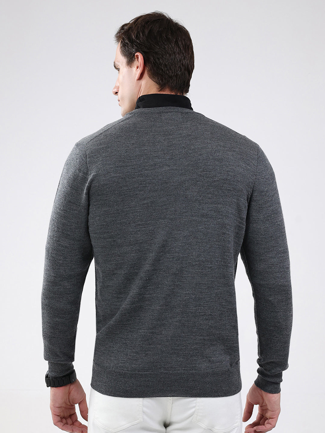 Luxuria Men Grey Solid V Neck Full Sleeve Pullover