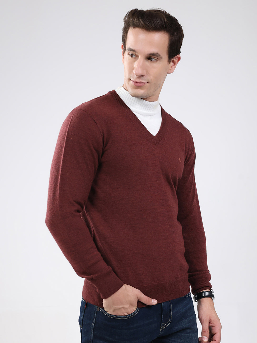 Luxuria Men Maroon Solid V Neck Full Sleeve Pullover