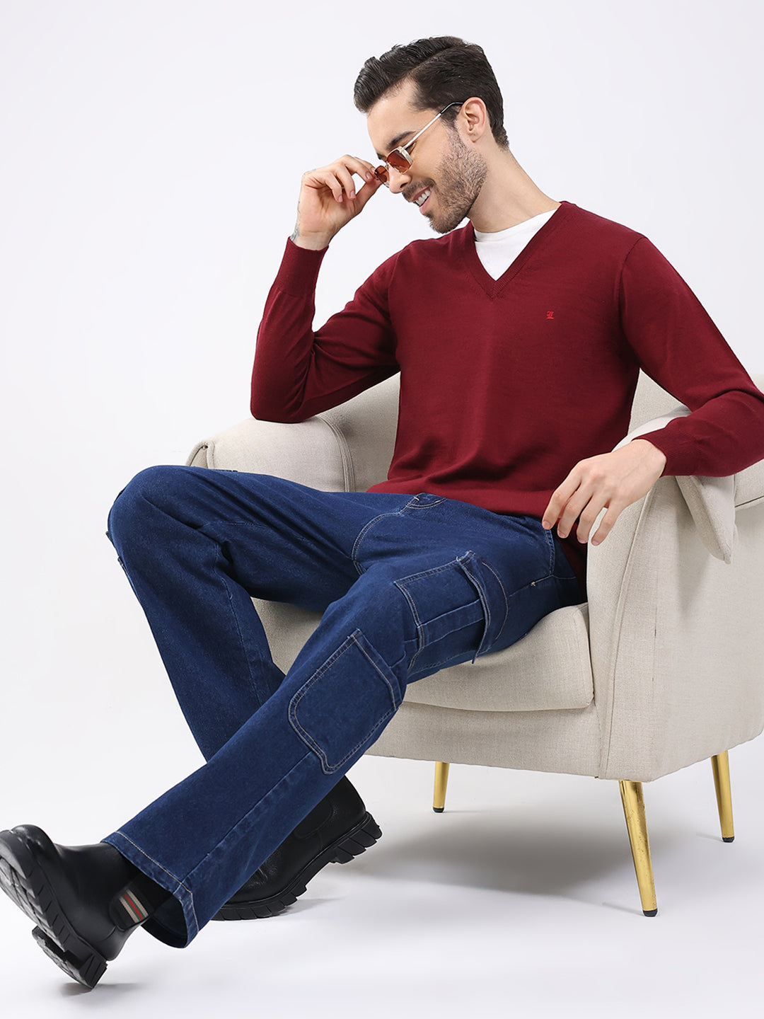 Luxuria Men Maroon Solid V Neck Full Sleeve Pullover