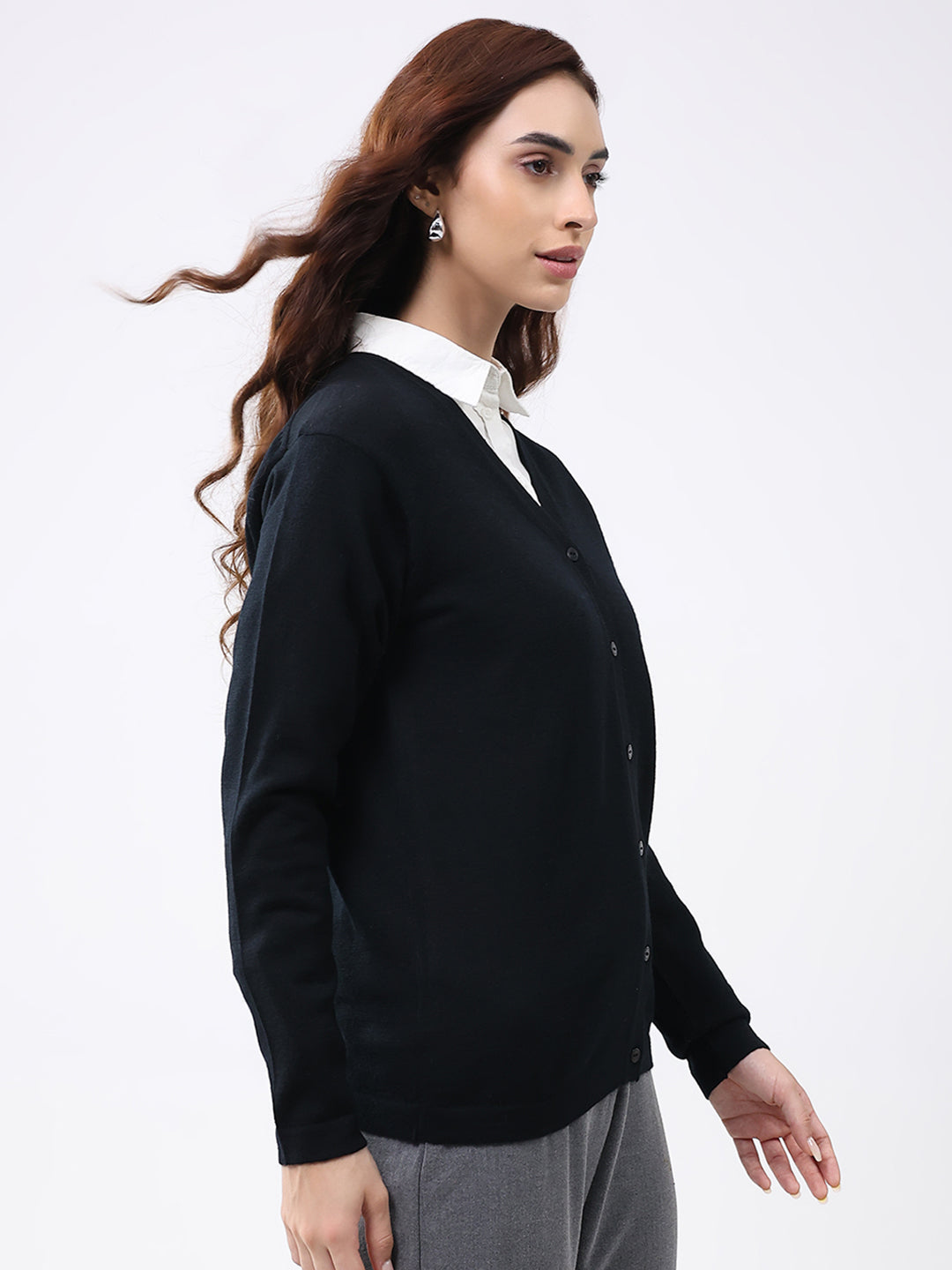 Luxuria Women Black Solid V Neck Full Sleeve Cardigan