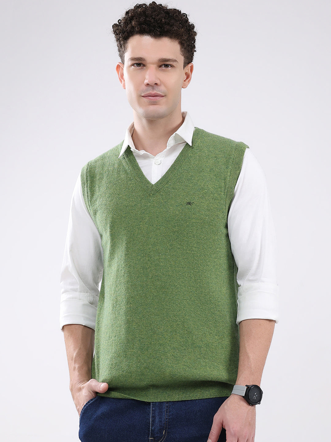 Men Green Solid V Neck Sleeveless Sweater