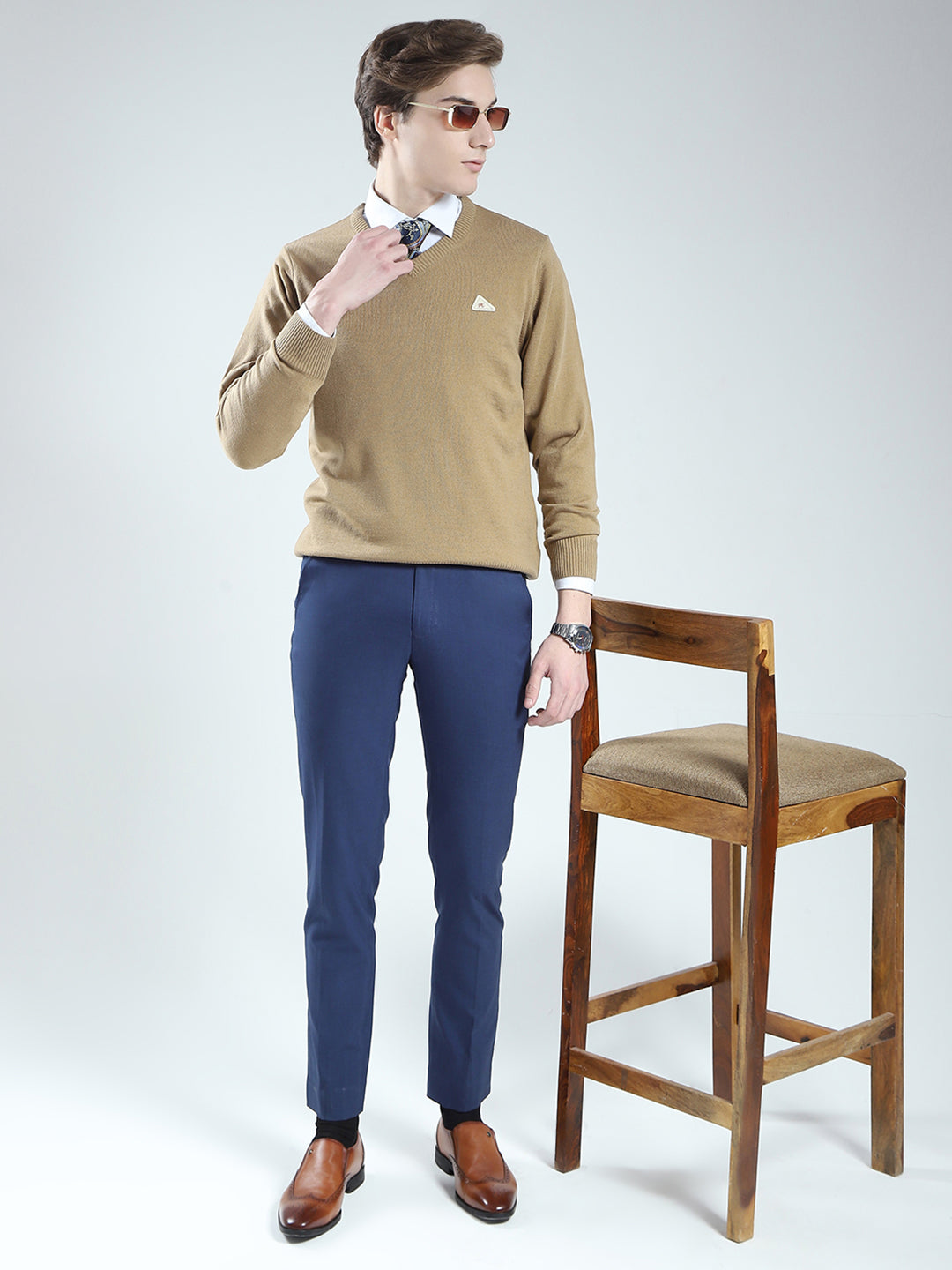 Men Beige Solid V Neck Full Sleeve Pullover