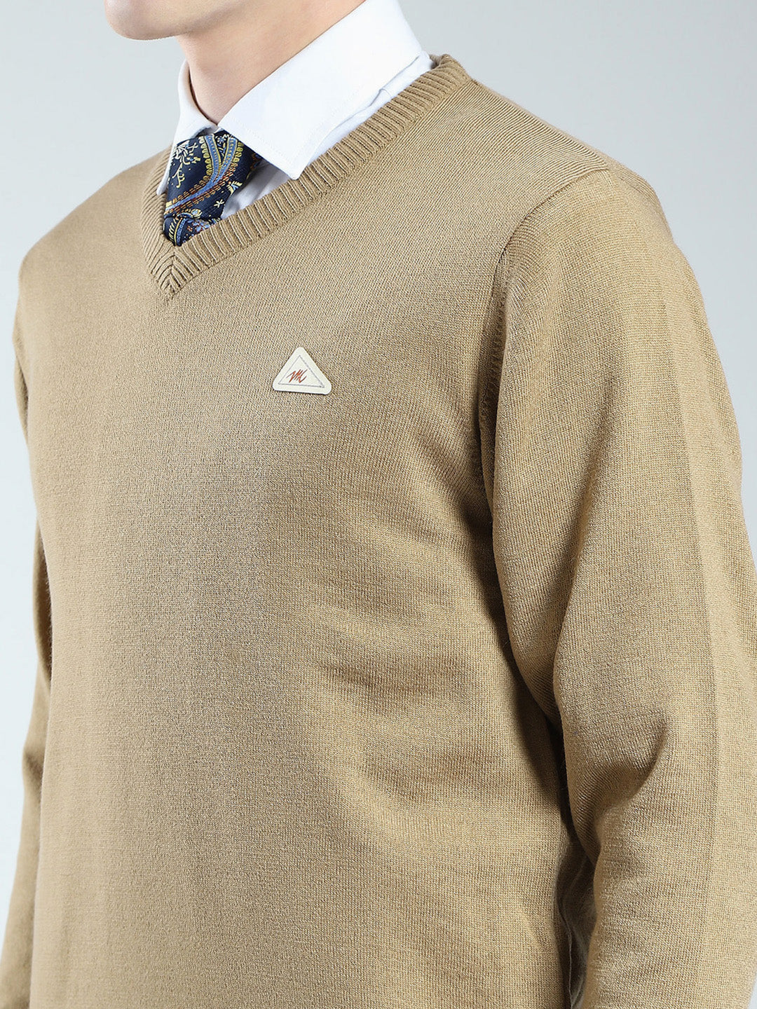 Men Beige Solid V Neck Full Sleeve Pullover
