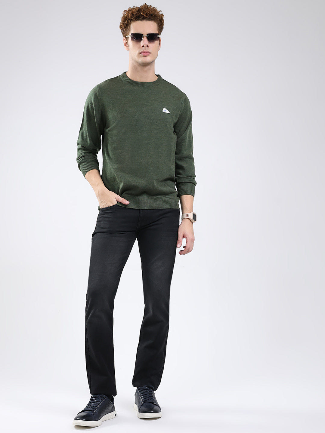 Men Green Solid Round Neck Full Sleeve Pullover