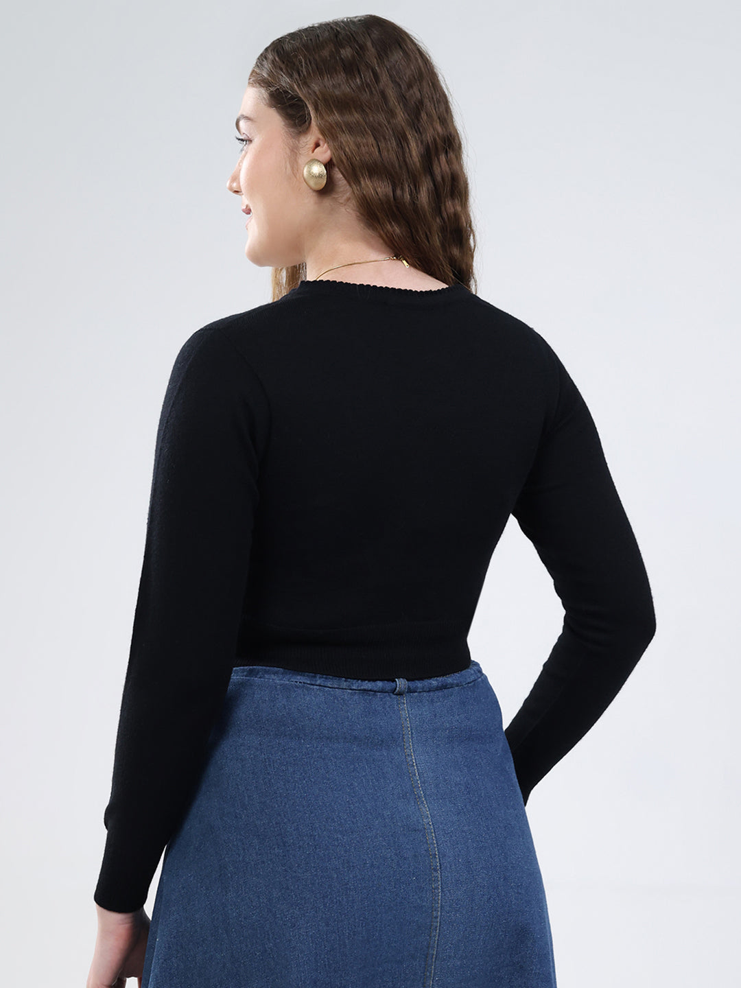 Women Black Solid V Neck Full Sleeve Cardigan