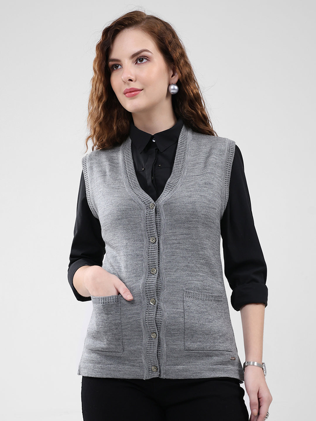 Women Grey Solid V Neck Sleeveless Cardigan