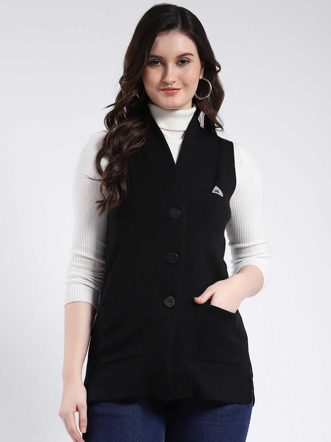 Women Black Solid V Neck Sleeveless Cardigan