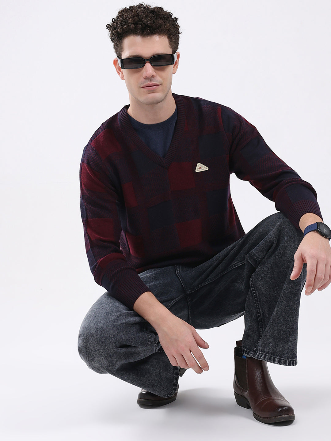 Men Maroon & Navy Blue Self Design V Neck Full Sleeve Pullover