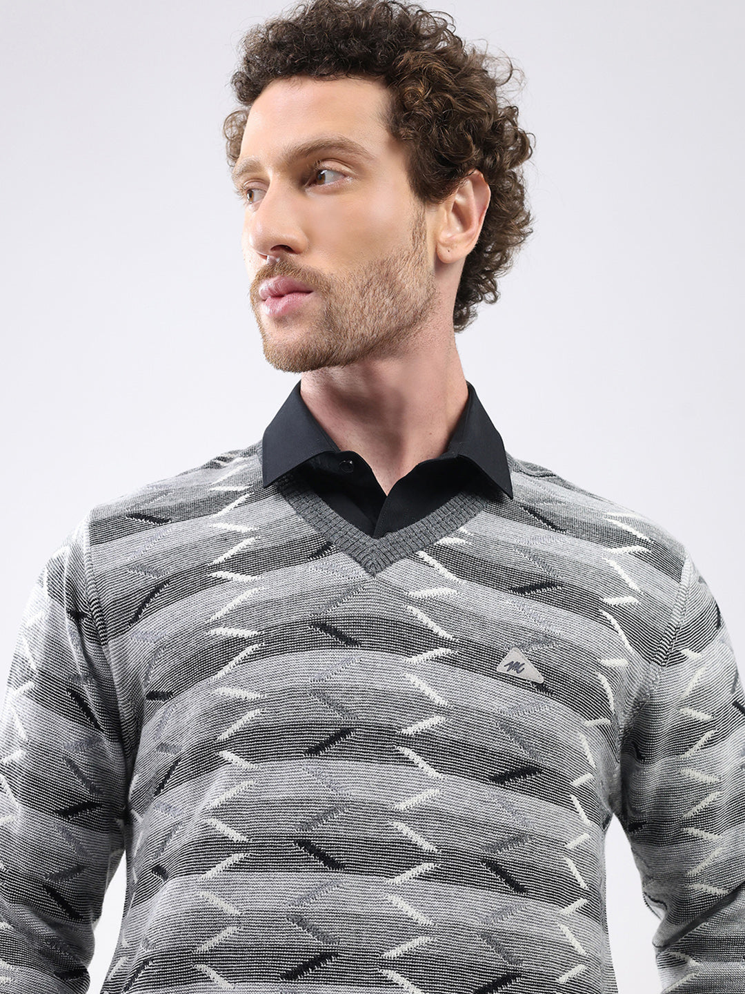 Men Grey Abstract V Neck Full Sleeve Pullover