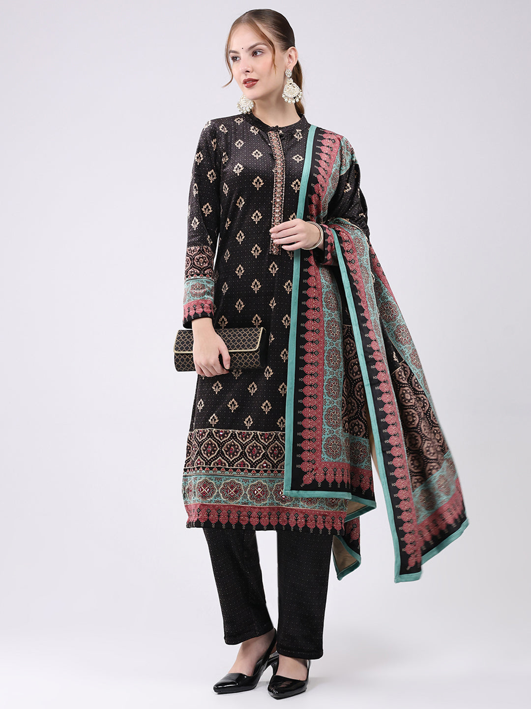 Women Black Printed Round Neck Full Sleeve Kurti Set for Winter
