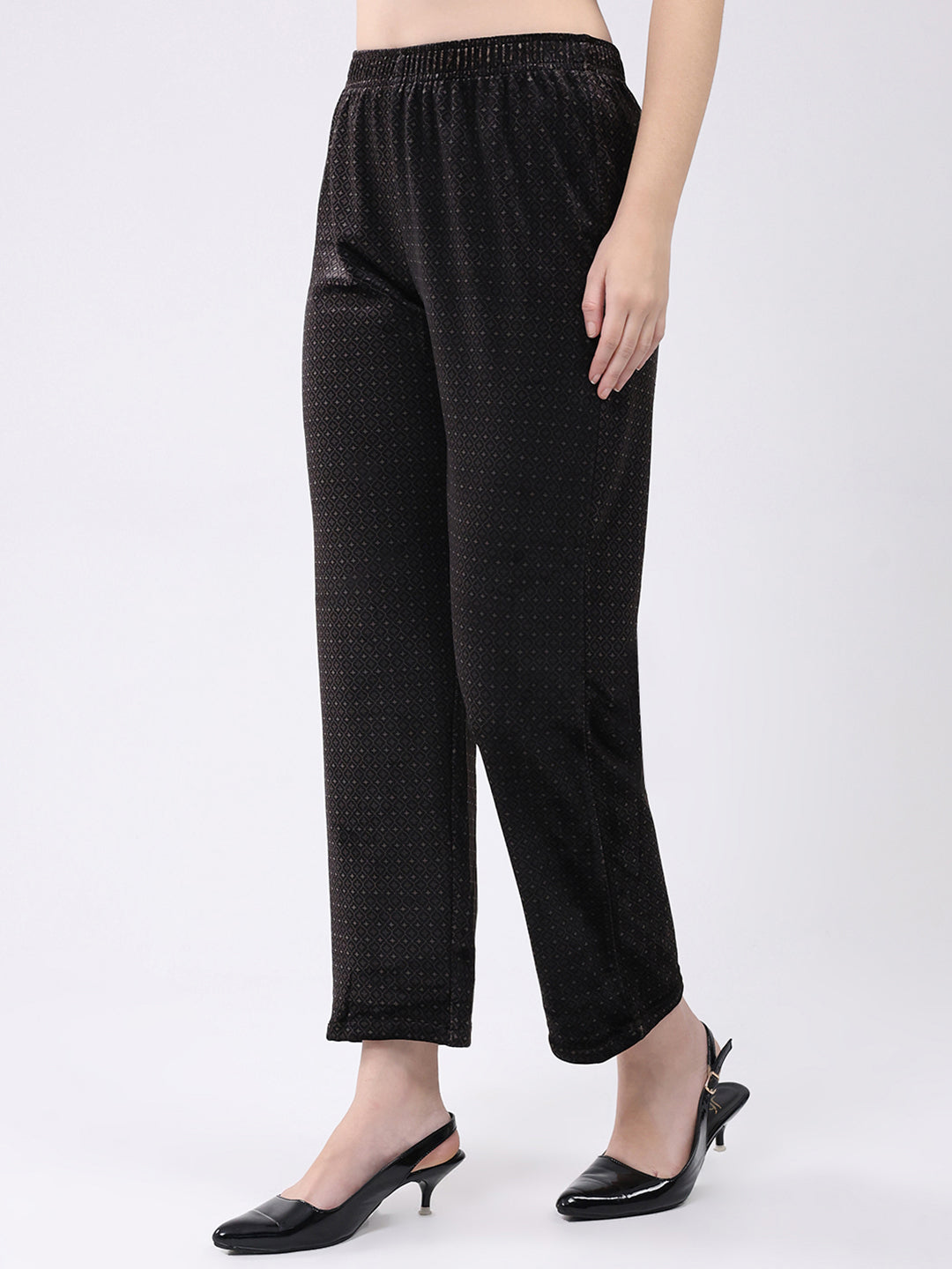 Women Black Printed Round Neck Full Sleeve Kurti Set for Winter