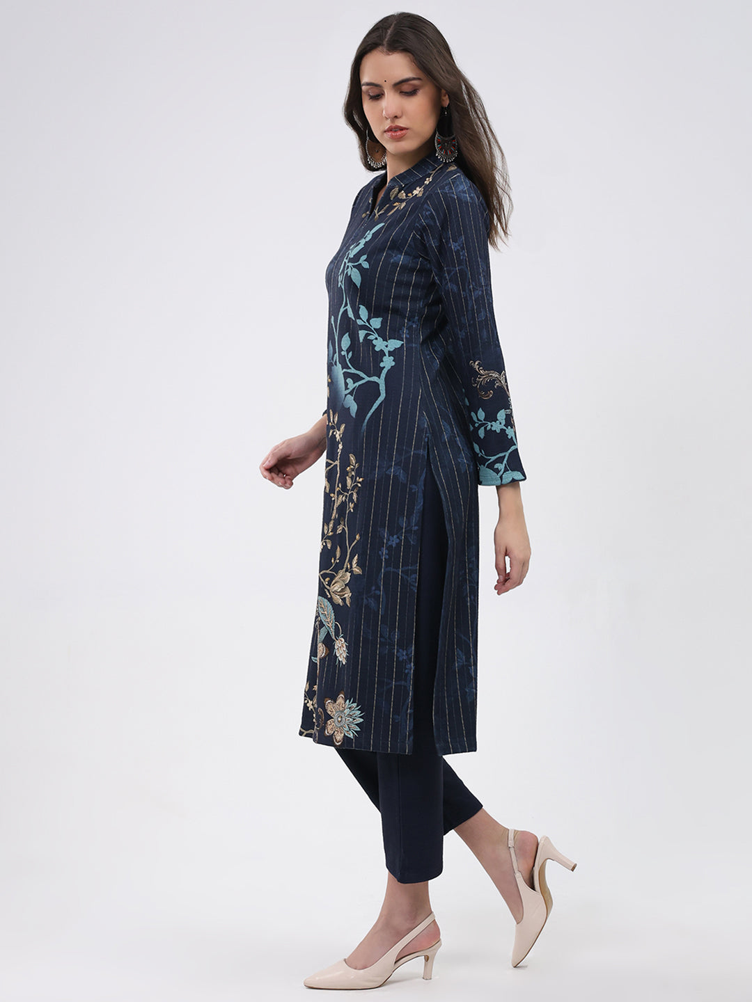 Women Blue Printed Round Neck Full Sleeve Kurti Set for Winter