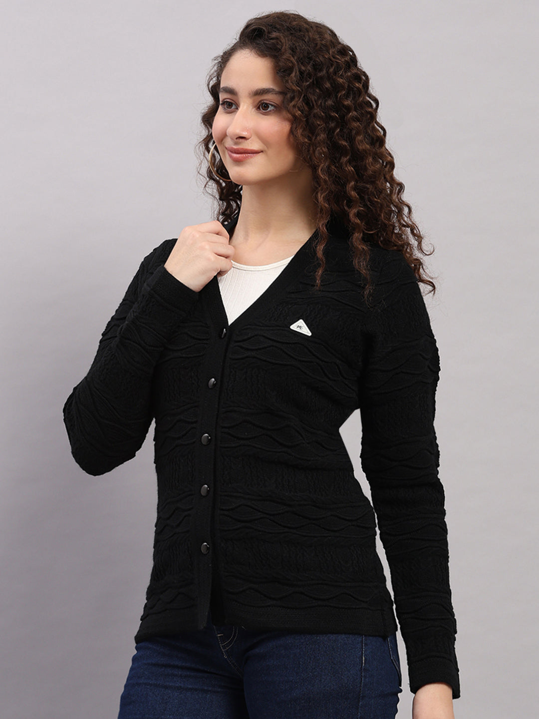 Women Black Self Design V Neck Full Sleeve Cardigan
