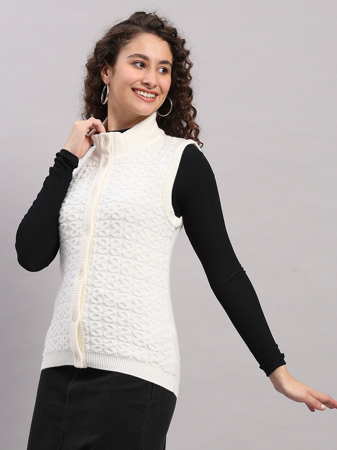 Women White Self Design V Neck Sleeveless Cardigan