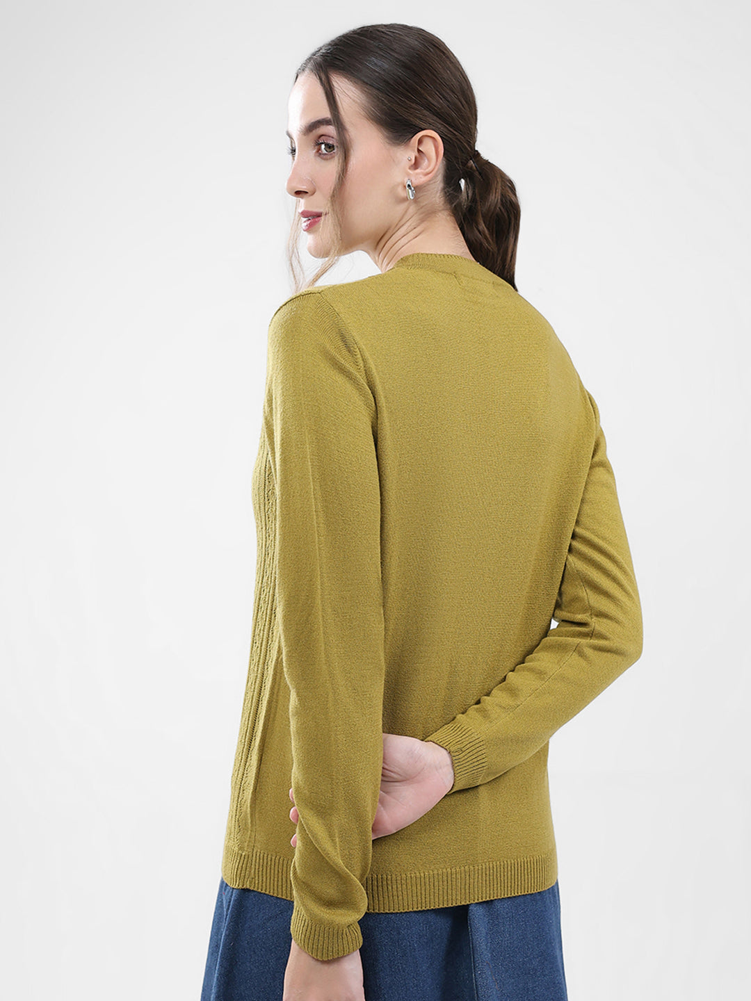 Women Green Self Design V Neck Full Sleeve Cardigan