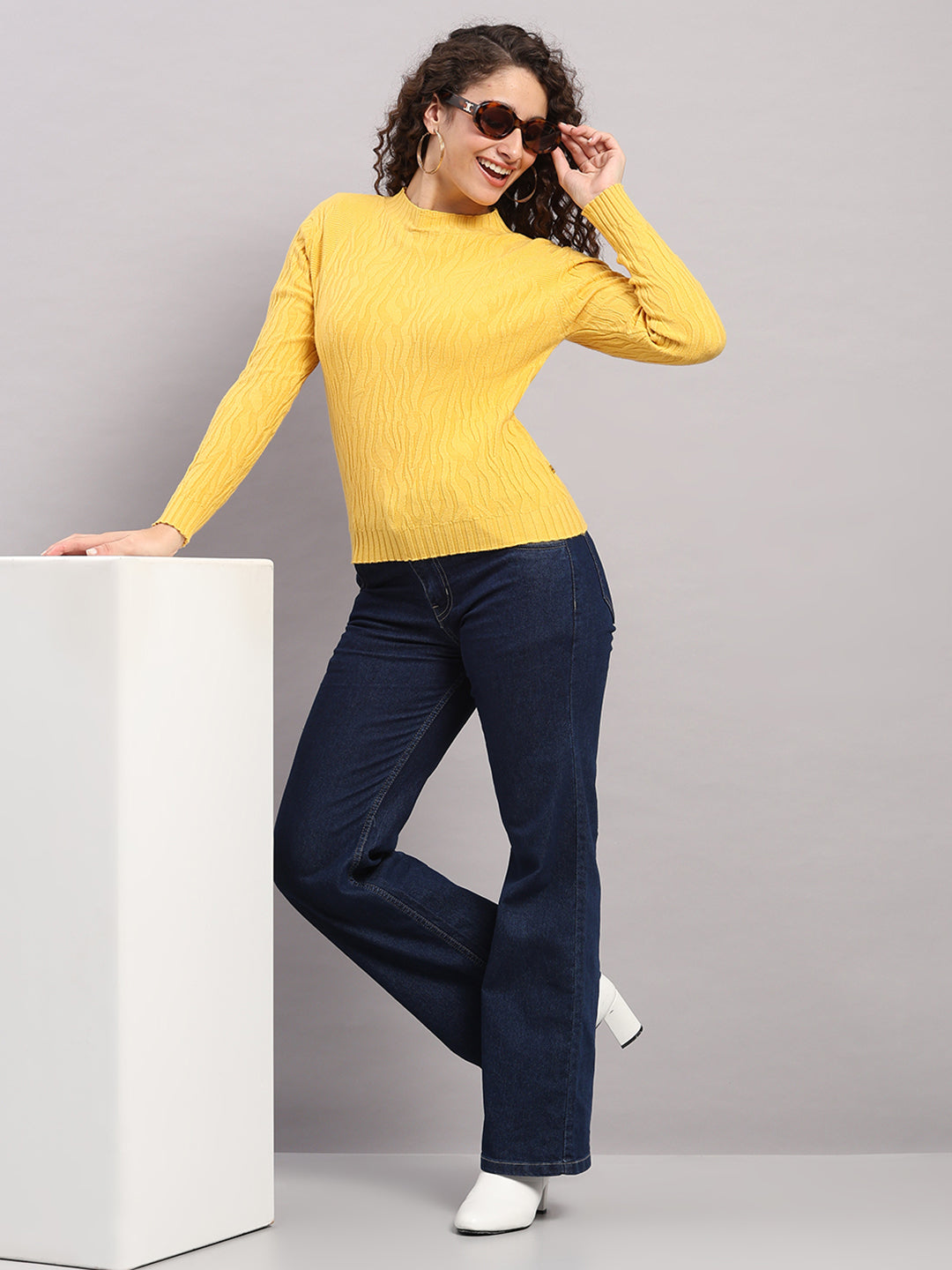 Women Yellow Printed Round Neck Full Sleeve Winter Top